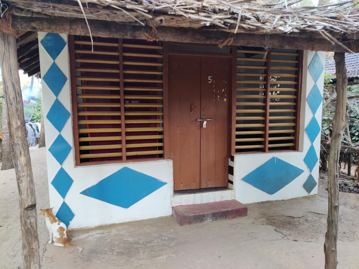 Surya Beach Cafe And Stay Gokarna  Quarto foto