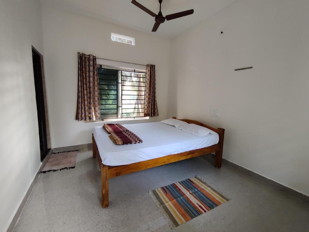 Surya Beach Cafe And Stay Gokarna  Exterior foto