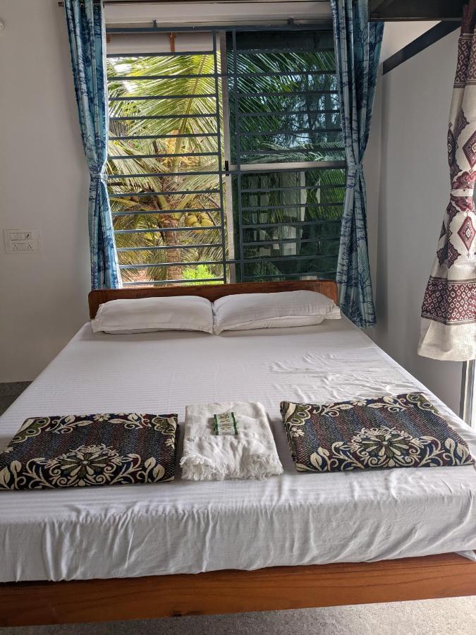 Surya Beach Cafe And Stay Gokarna  Exterior foto